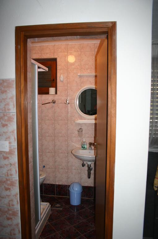 ビビニェThe White House Croatiaアパートメント 部屋 写真